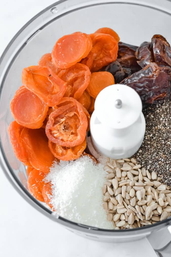 dried-apricots-chia-and-other-ingredients-in-food-processor