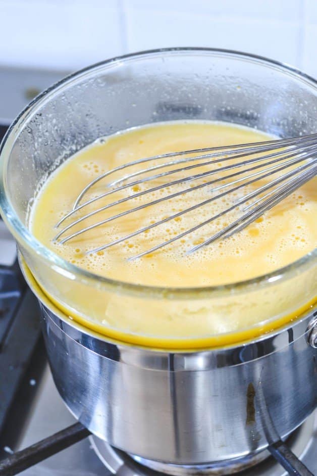 egg-and-sugar-mixture-in-bowl-on-stovetop