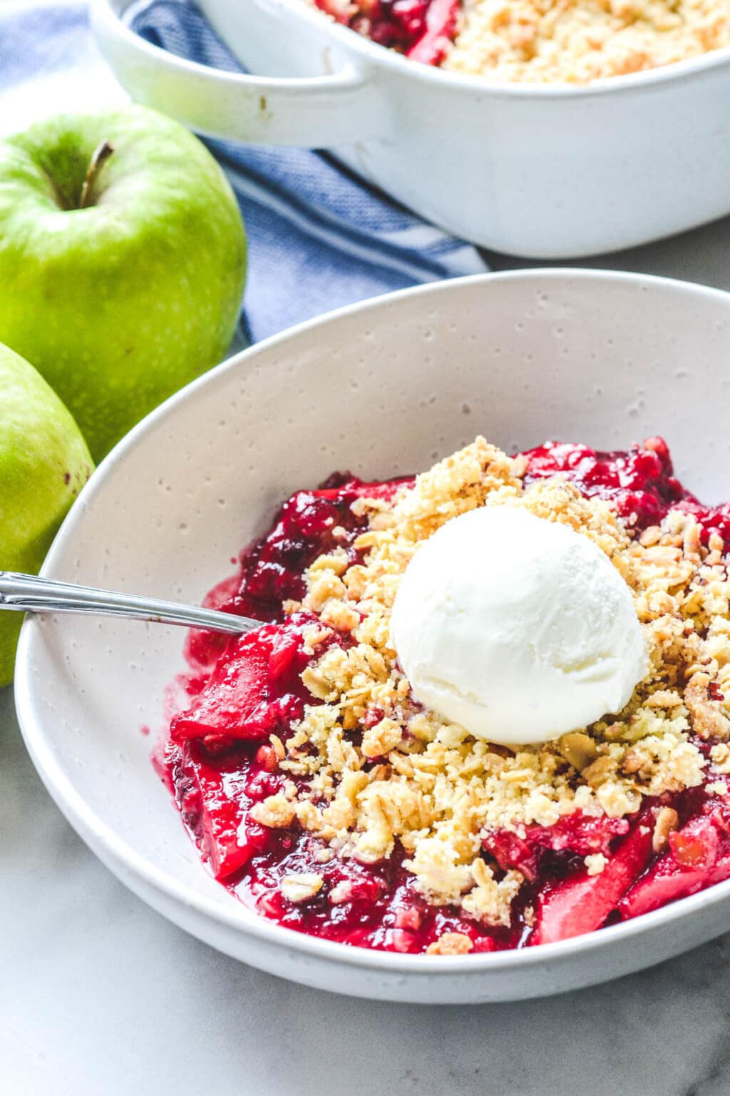 Apple Blackberry Crumble The Cooking Collective