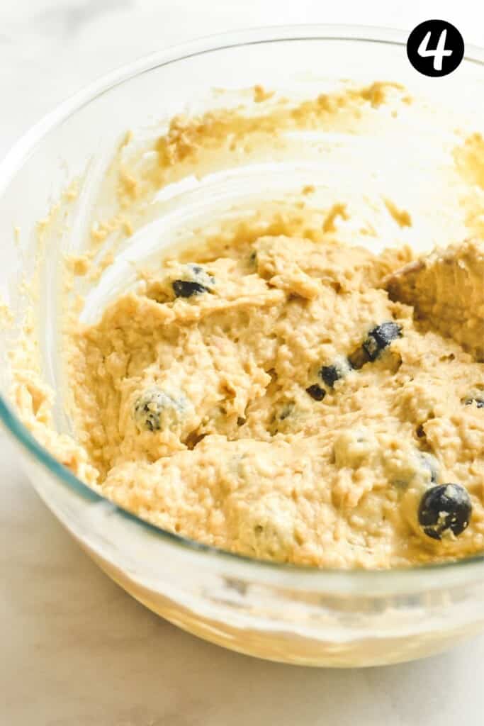 cupcake batter in a glass bowl.