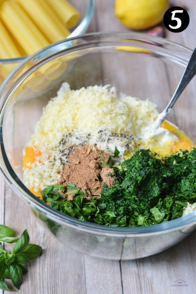 all ingredients for spinach and ricotta filling in a bowl