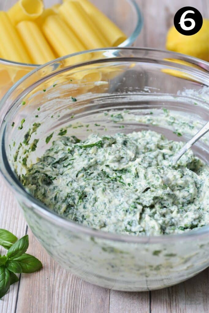 creamy ricotta filling in a glass bowl