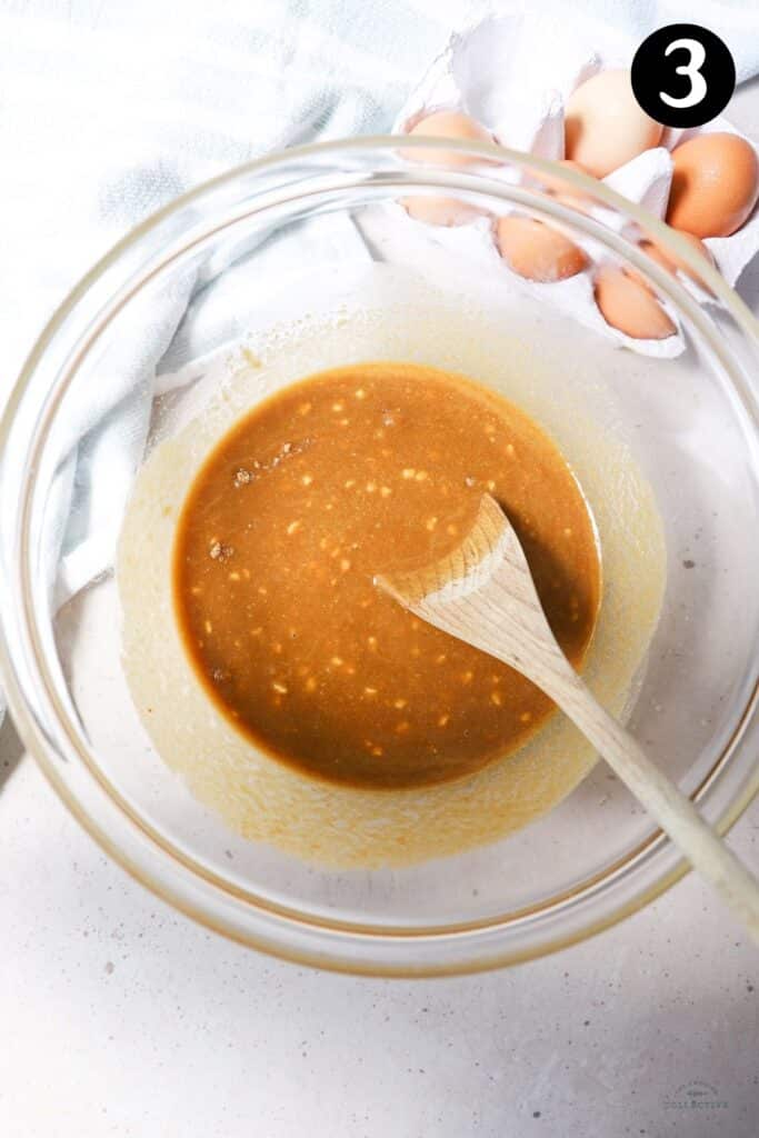 peanut butter mixture in a glass bowl
