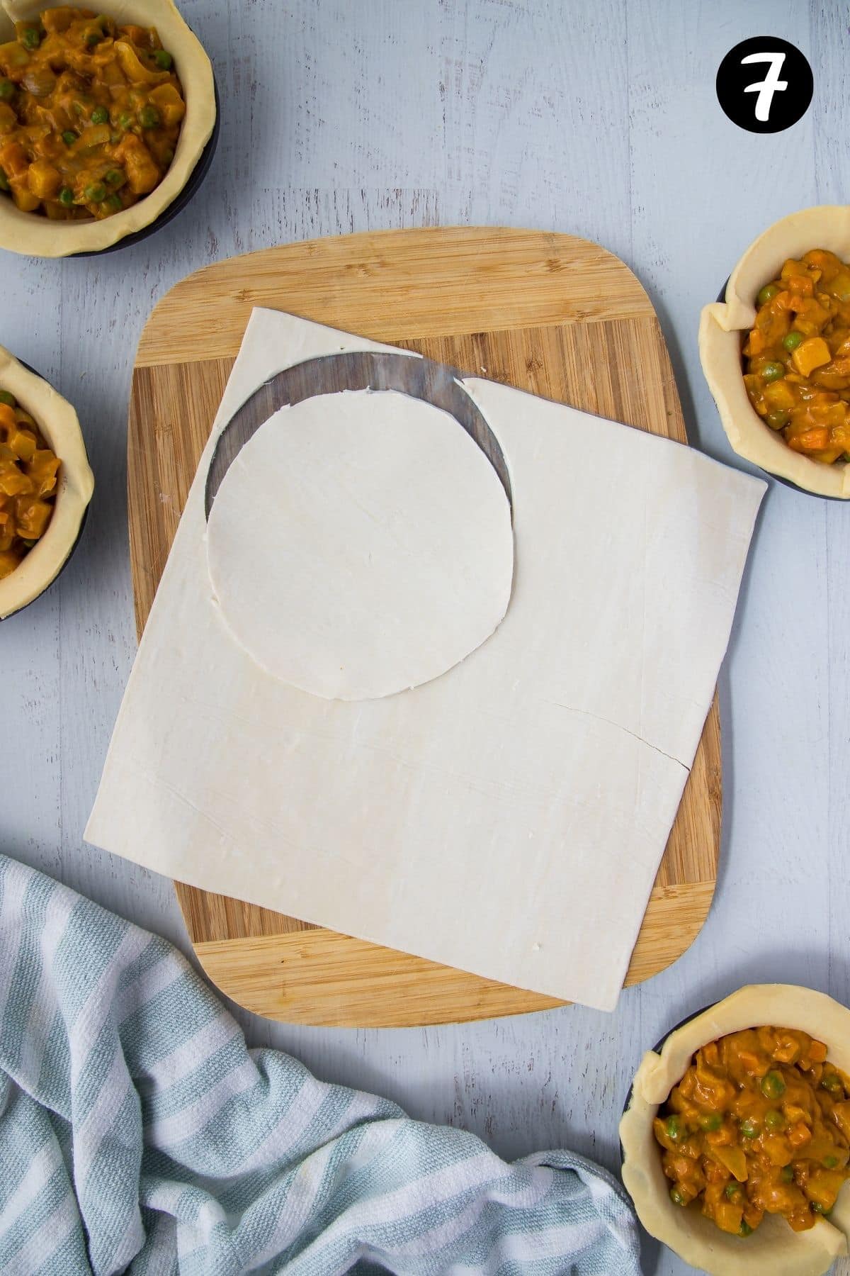 round lids cut out of puff pastry