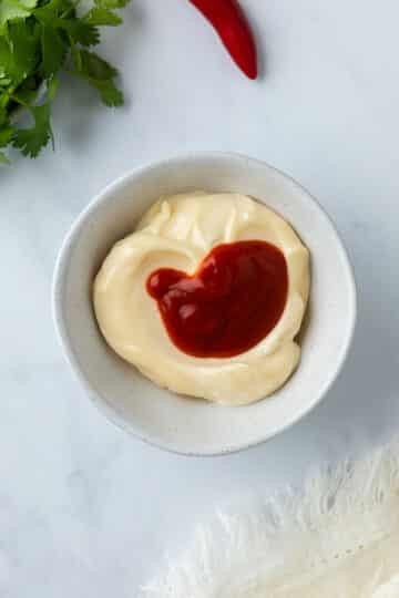 sriracha mayonnaise in a bowl.